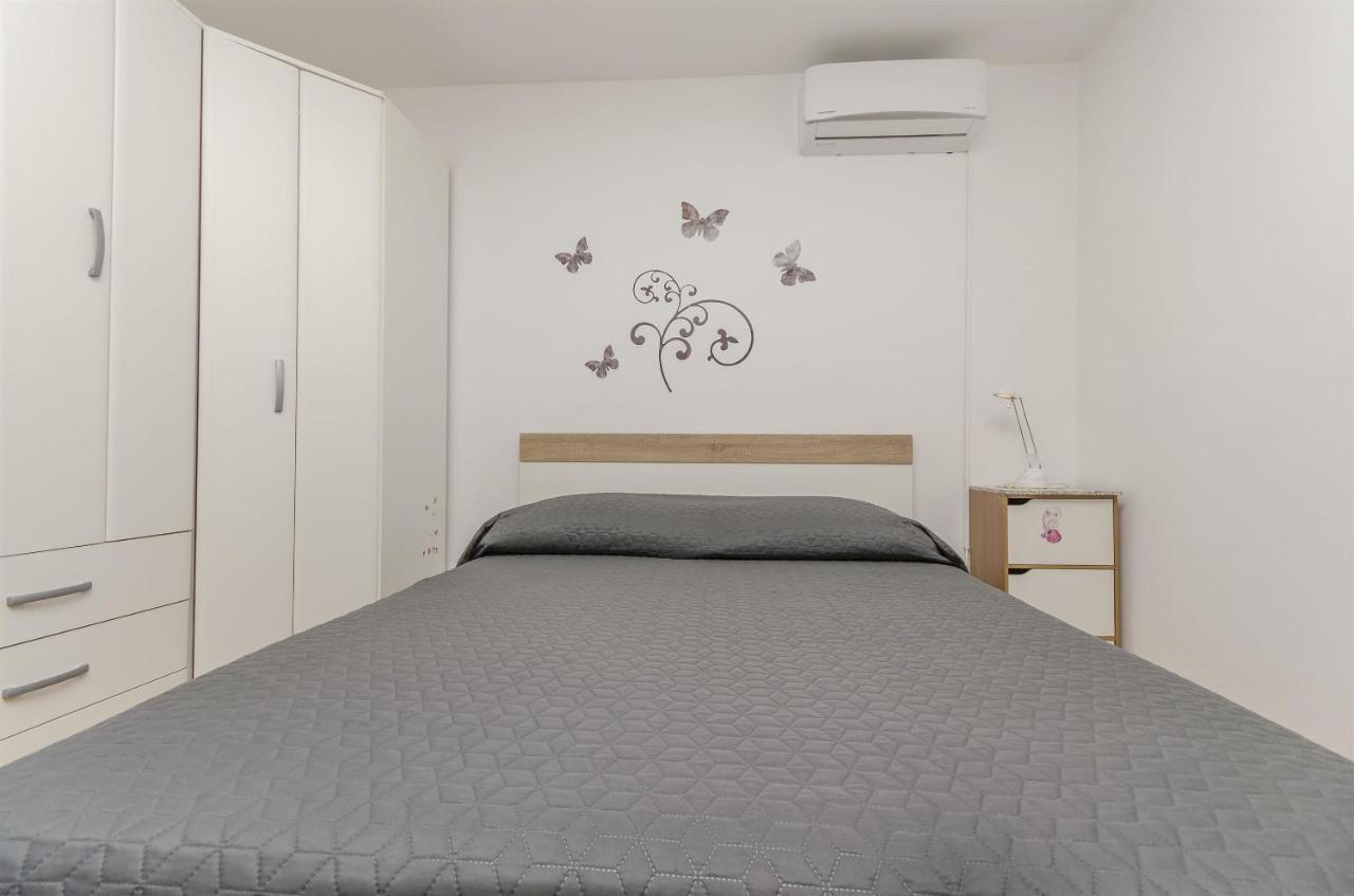 Apartments Anita Summer Vodice Exterior photo